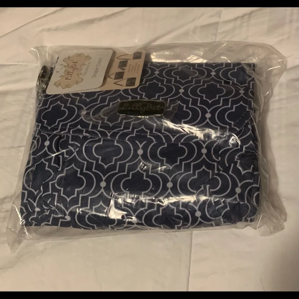 Lillybit by Demdaco Convertible Baby Organizer Crossbody Diaper Clutch NWT Blue
